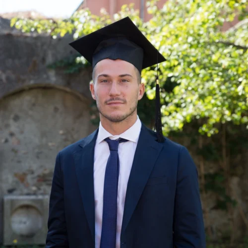 Cappello/Tocco di laurea di ottima qualità
